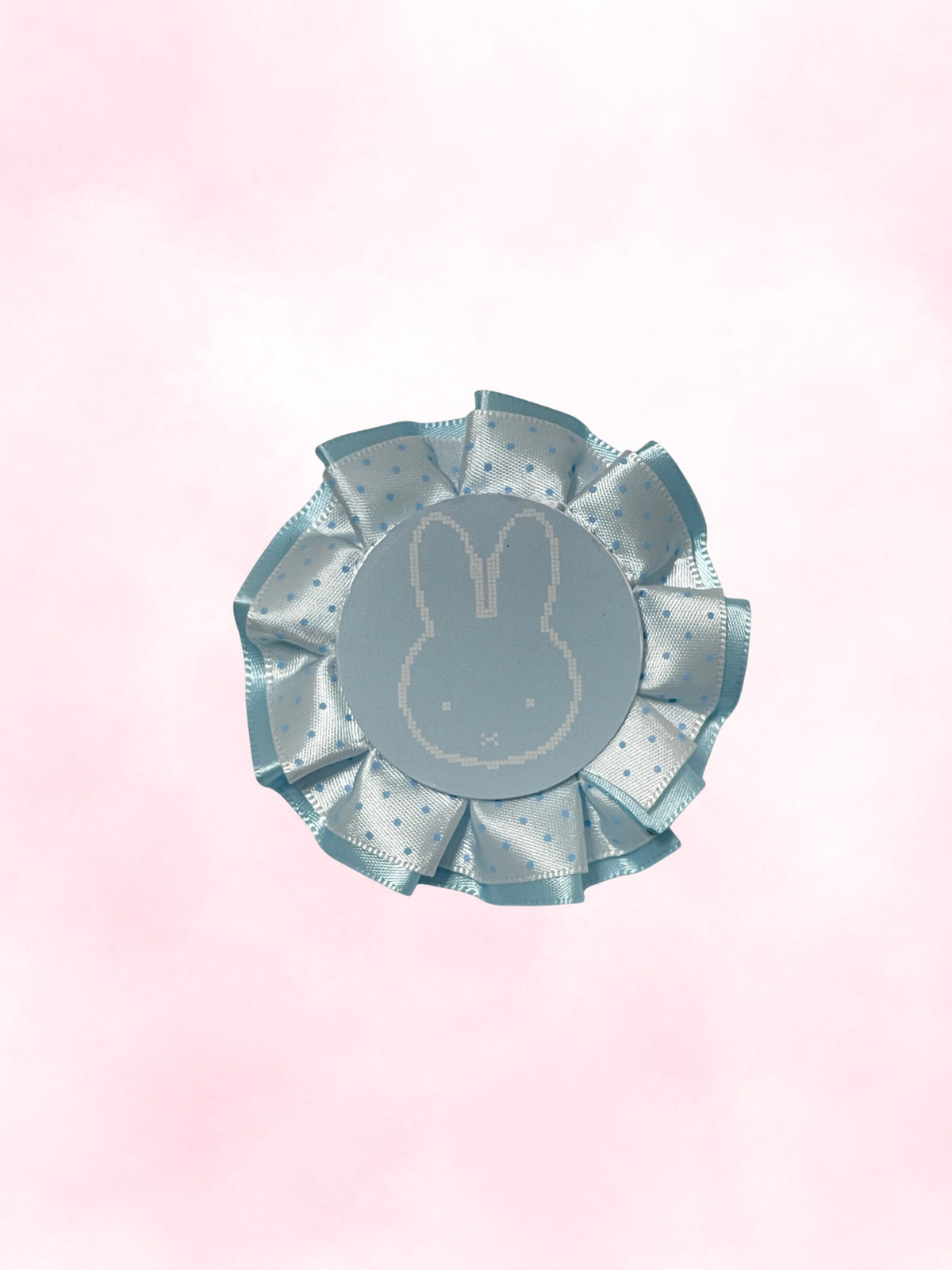 rosette pin (miffy)