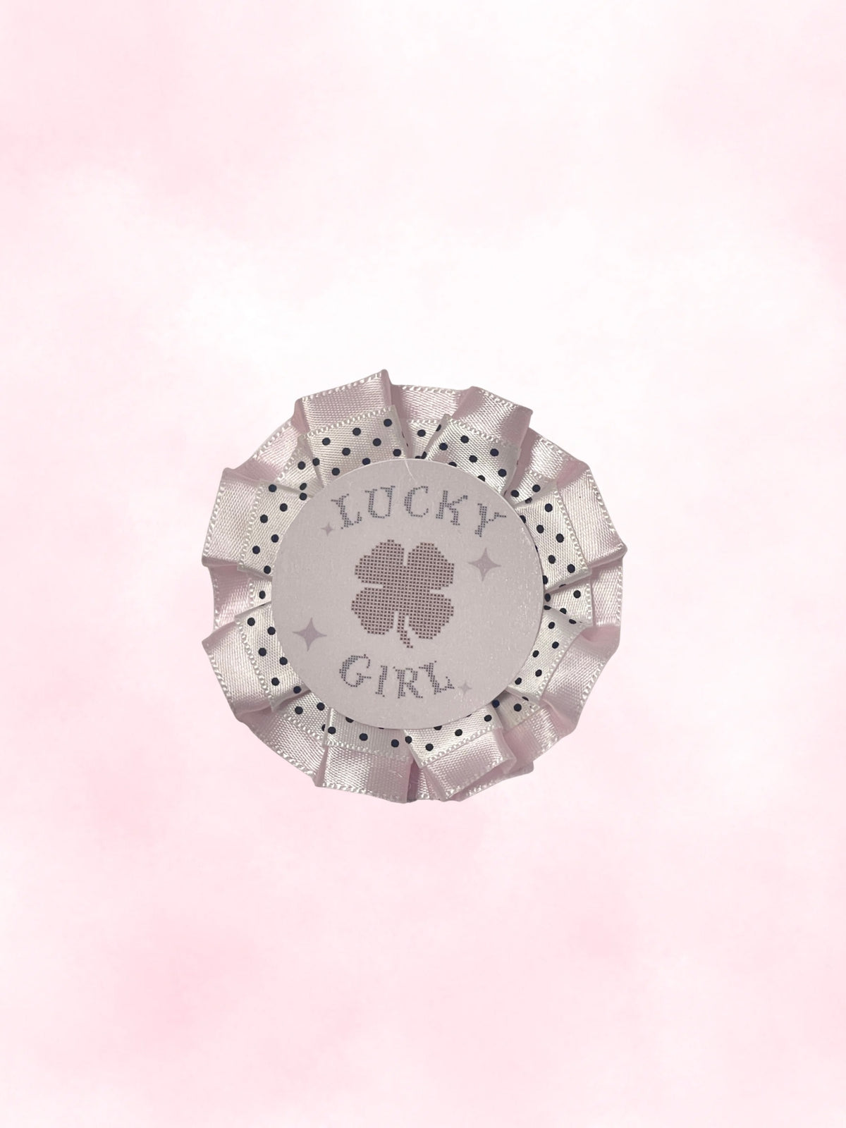 rosette pin (clover)